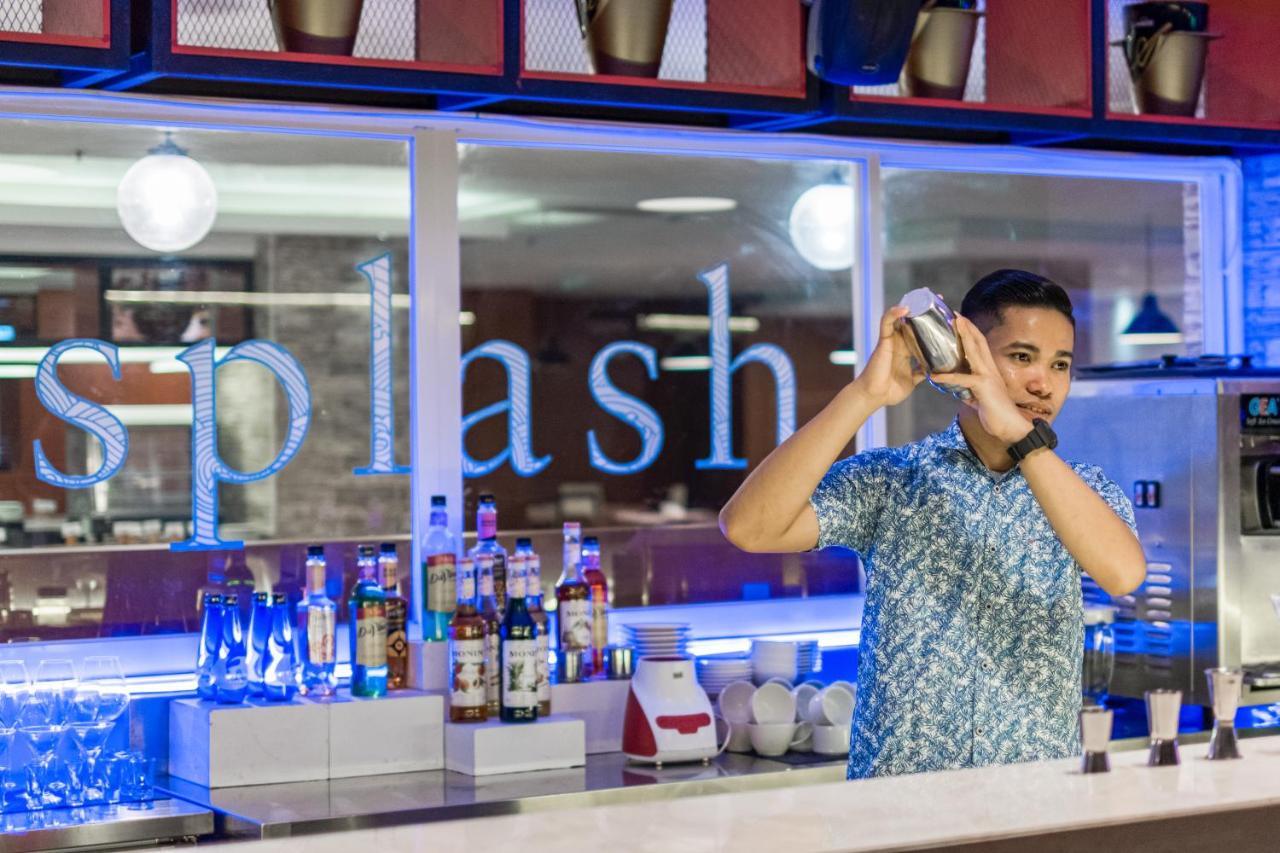 Royal Bay Hotel Makassar Ngoại thất bức ảnh